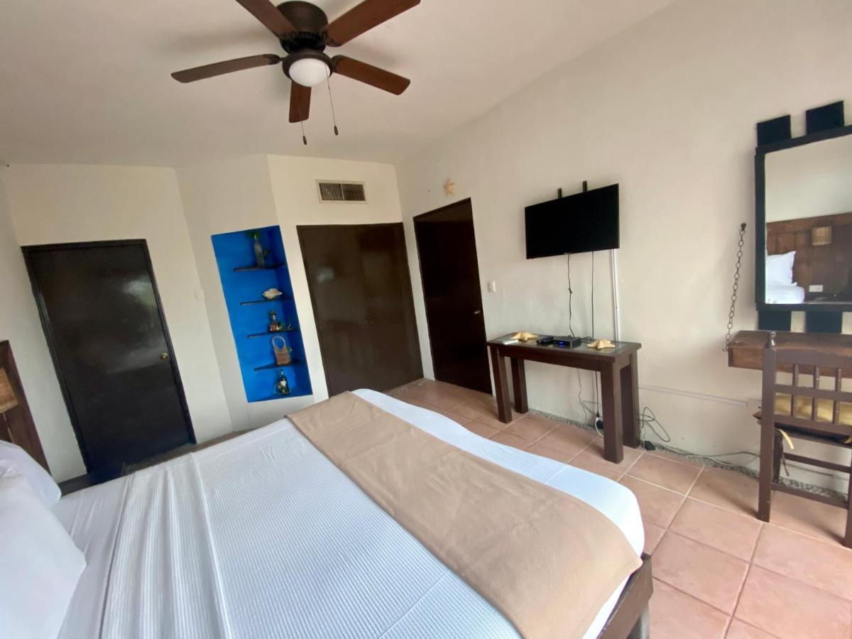 Casa Caribe Канкун Екстер'єр фото A bedroom at the hotel