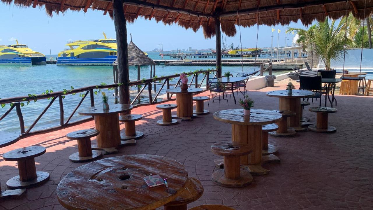 Casa Caribe Канкун Екстер'єр фото Restaurant in La Paz